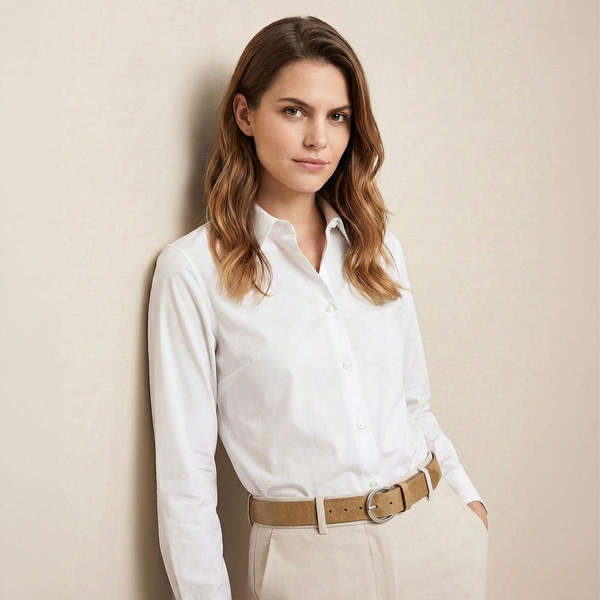 weisses hemd, knopfhemd, langarmhemd, helles outfit, ledergürtel, LINDENMANN Vollrindledergürtel Damen taupe